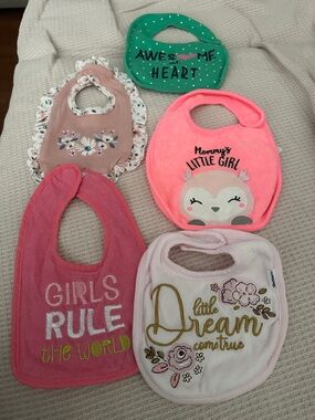 Cute Pink Baby Bib Set — Mommy's Little Girl & Floral Designs